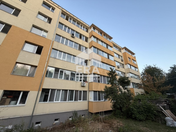 Двустаен апартамент за продажба в гр. Елена, област Велико Търново