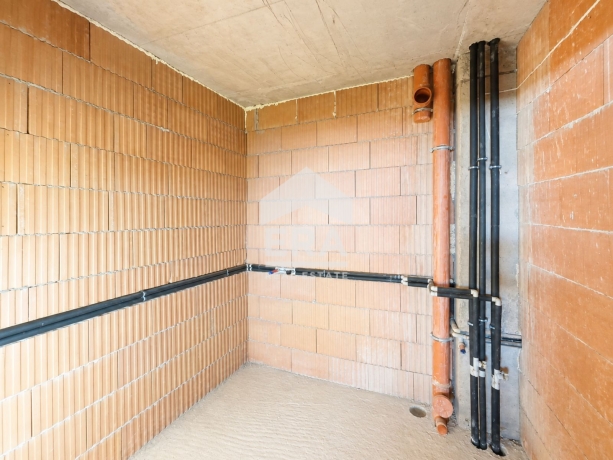 Двустаен апартамент за продажба в Широк център, Плевен