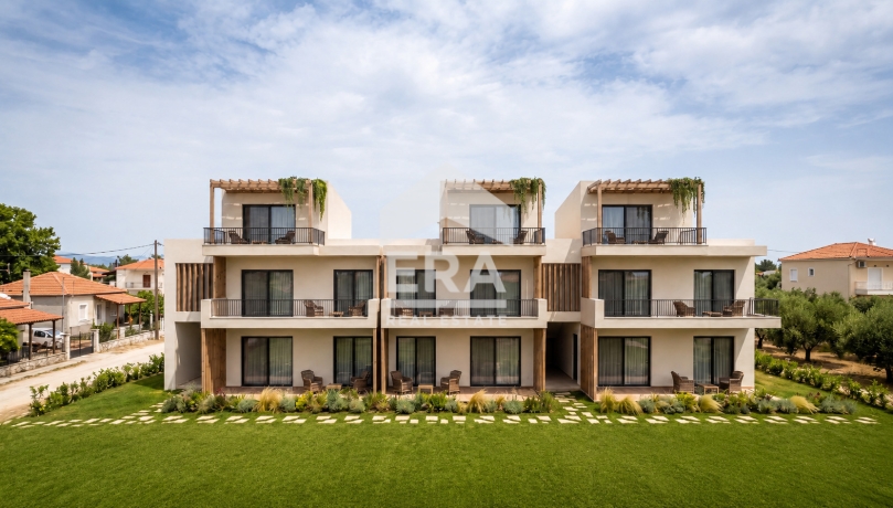 Двустаен апартамент със собствен двор– IRINI HOMES, Гърция