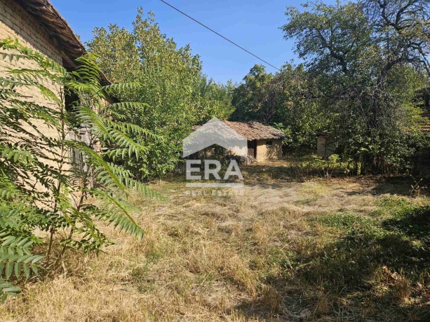Къща за продажба в с. Чавдарци, област Ловеч