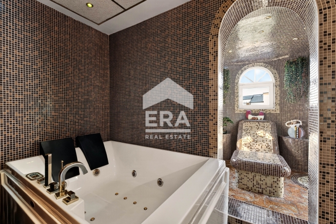Къща за продажба в м-т Евксиноград, Варна