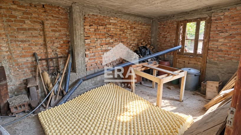 Къща за продажба в кв. Варуша, Велико Търново