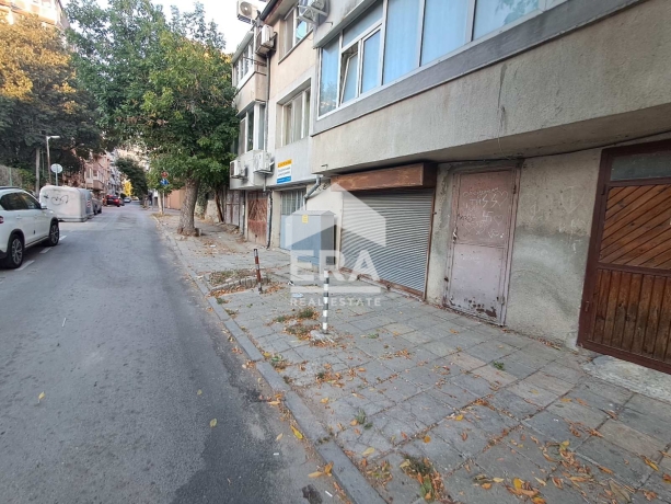 Гараж за продажба в кв. Колхозен пазар, Варна