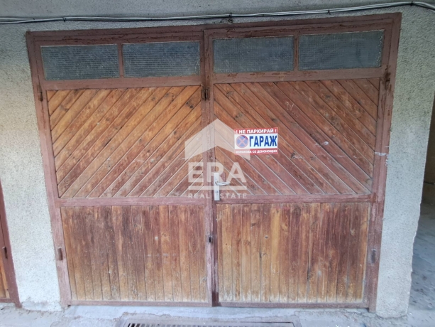 Гараж за продажба в кв. Колхозен пазар, Варна