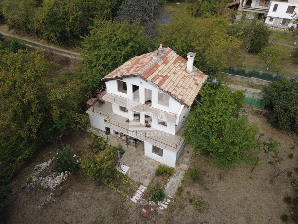 Къща за продажба в кв. Виница, Варна