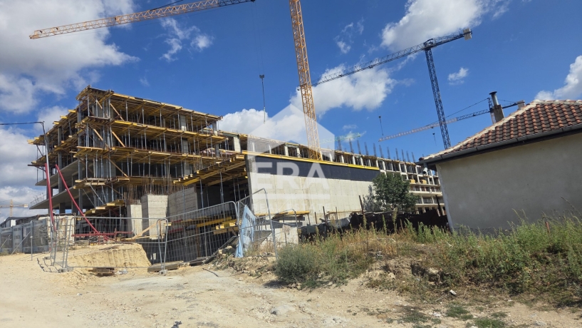 Двустаен апартамент за продажба в кв. Кайсиева градина, Варна