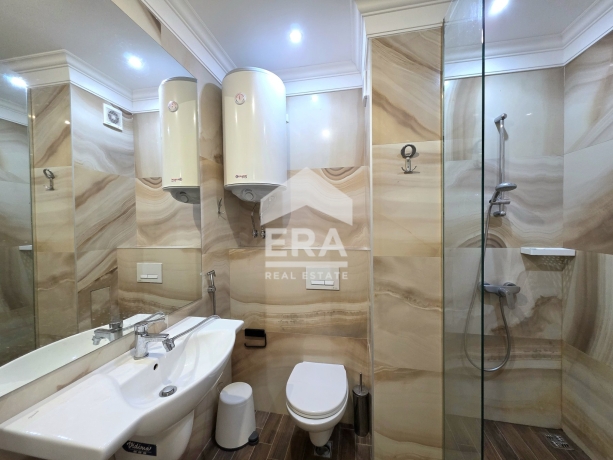 Тристаен апартамент за продажба в кв. Стария град, Поморие