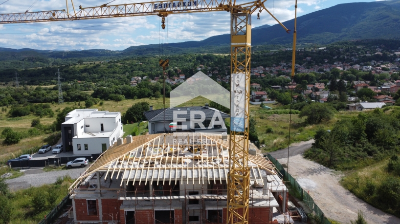 Четиристаен апартамент за продажба в Бистрица, София