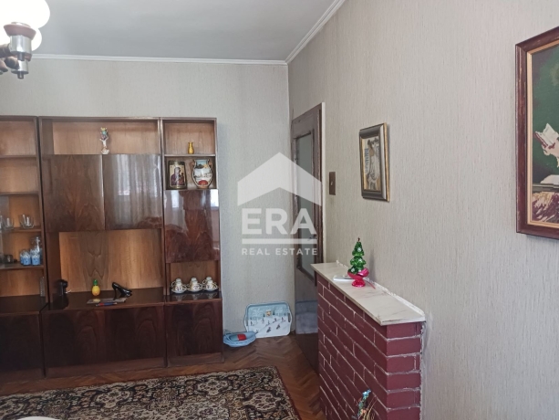 Тристаен апартамент за продажба в Опълченски, Стара Загора
