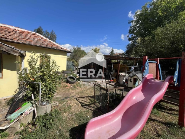 Къща за продажба в Понор, област София