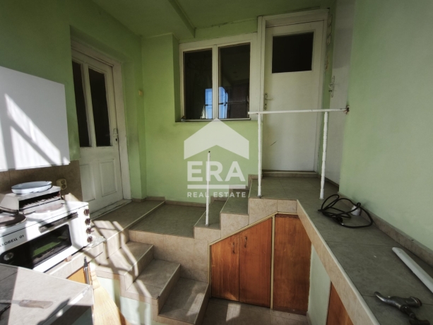 Къща за продажба в кв. Боровец, Ямбол