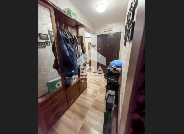 Тристаен апартамент за продажба в кв. Гранд мол Варна, Варна