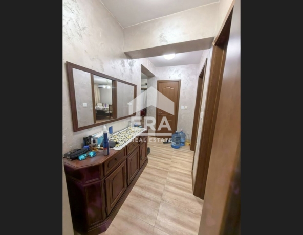 Тристаен апартамент за продажба в кв. Гранд мол Варна, Варна