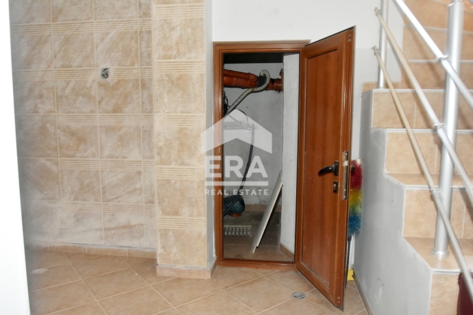 Офис за продажба в кв. Погреби, Варна