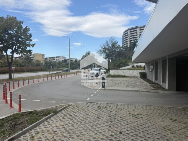 Открито паркомясто под наем в кв. Бриз, Варна