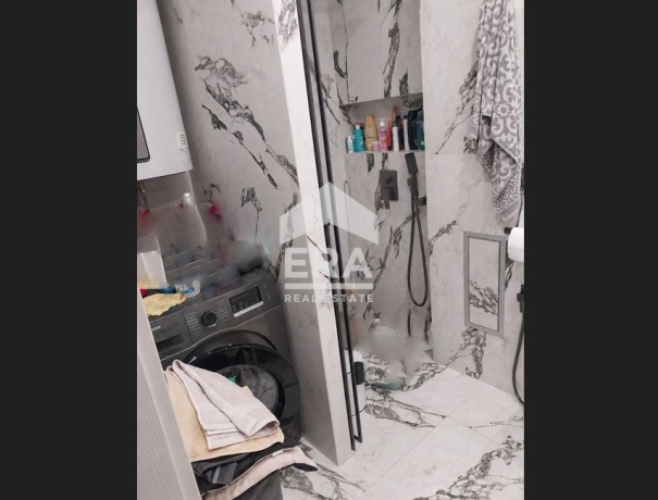 Тристаен апартамент за продажба в к.к. Св. св. Константин и Елена, Варна