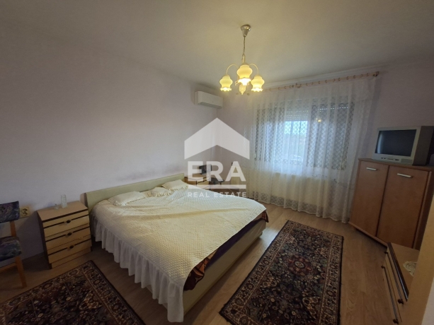 Къща под наем в Широк център, Плевен