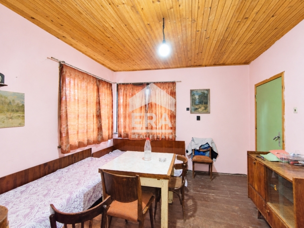 Къща за продажба в с. Тънково, област Хасково