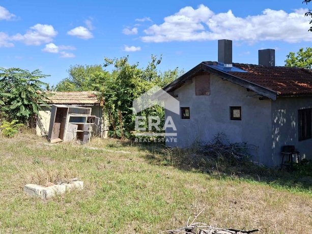 Къща за продажба в с. Генерал Кантарджиево, област Варна