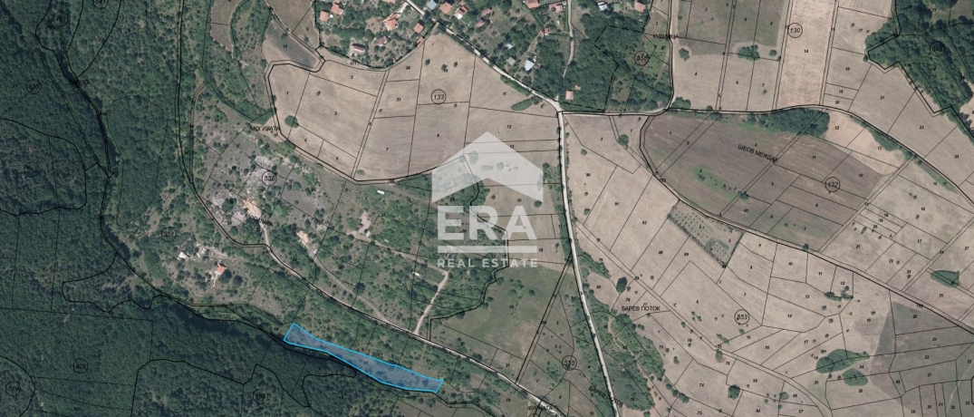 ЕРА Надежда предлага за продажба поземлен имот в с. Вакарел