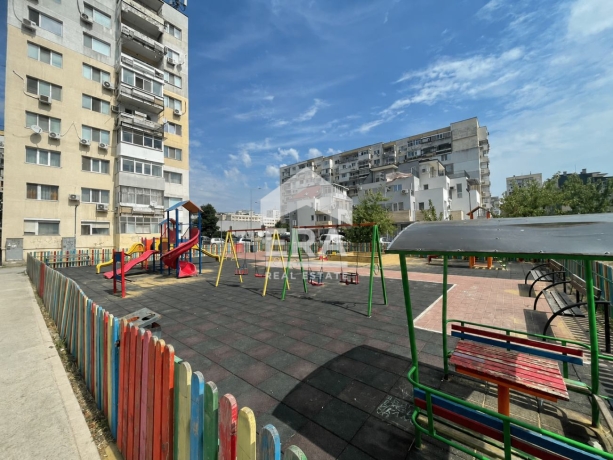 Двустаен апартамент за продажба в кв. Кайсиева градина, Варна