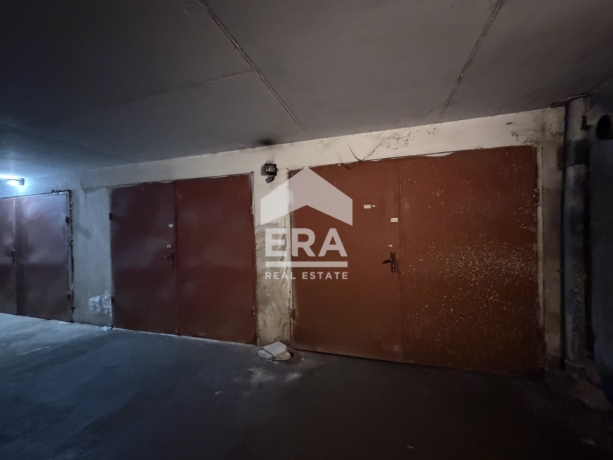 Гараж за продажба в Център, Велико Търново