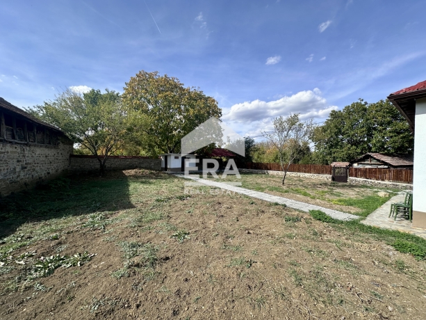 Къща за продажба в с. Ново село, област Велико Търново