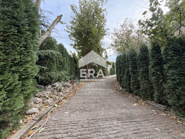 Къща за продажба в кв. Изгрев, Варна