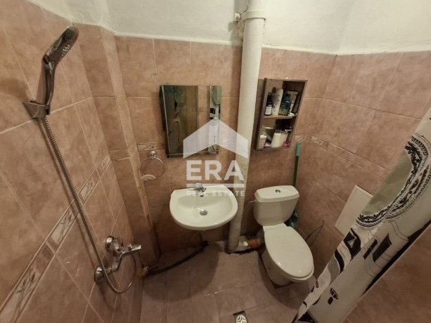 Едностаен апартамент за продажба в кв. Връбница 2, София