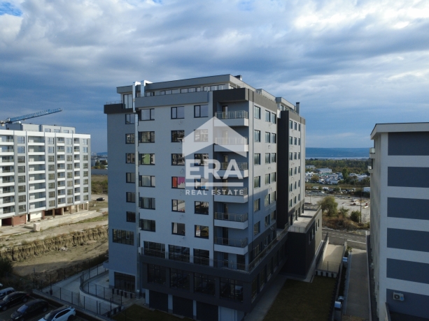 Двустаен апартамент за продажба в кв. Владислав Варненчик 1, Варна