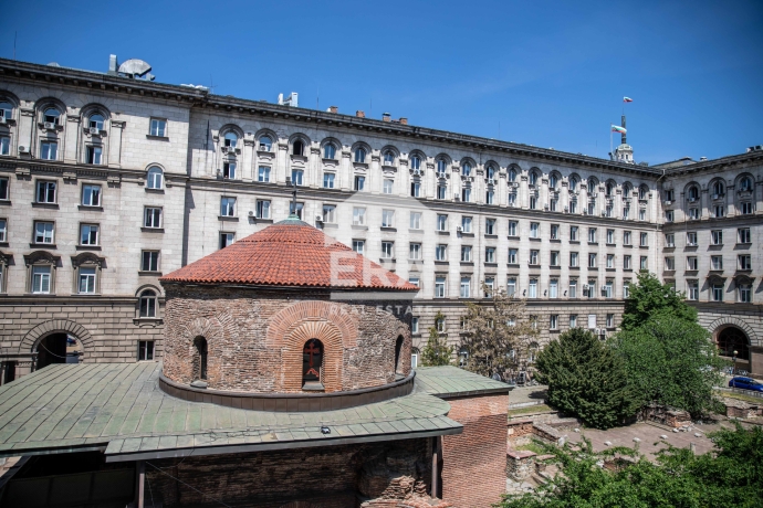 Офис под наем в Център, София
