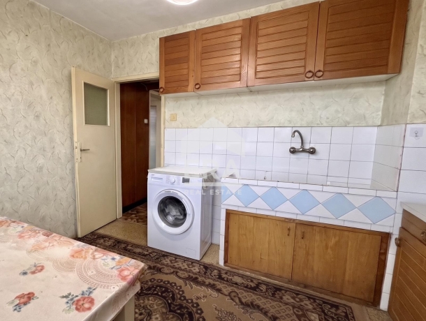 Тристаен апартамент за продажба в кв. Възраждане, Русе