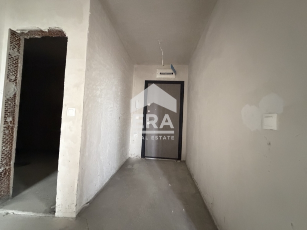 Тристаен апартамент за продажба в кв. Христо Смирненски, Пловдив