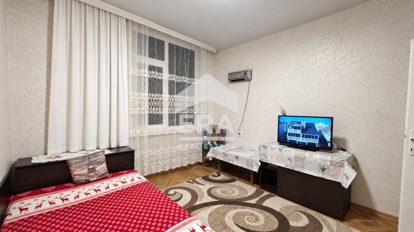 Четиристаен апартамент за продажба в кв. Боровец, Търговище