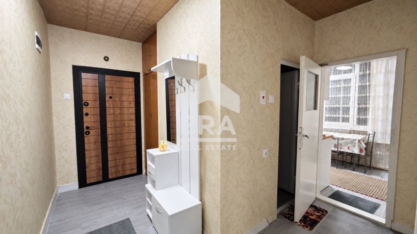 Четиристаен апартамент за продажба в кв. Боровец, Търговище