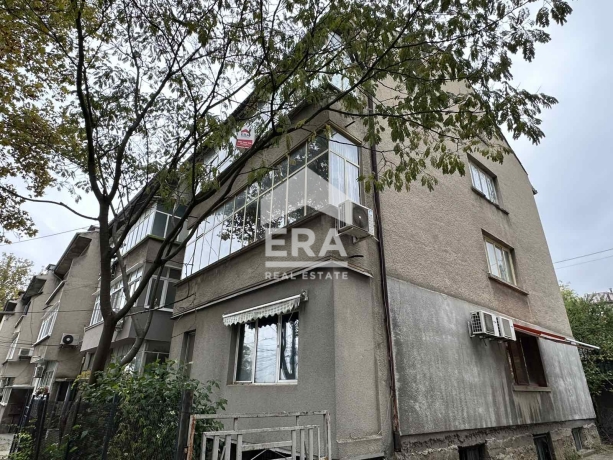 Четиристаен апартамент за продажба в кв. Дружба 2, Русе
