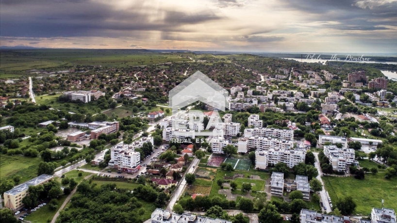 Парцел за продажба в Център, Враца