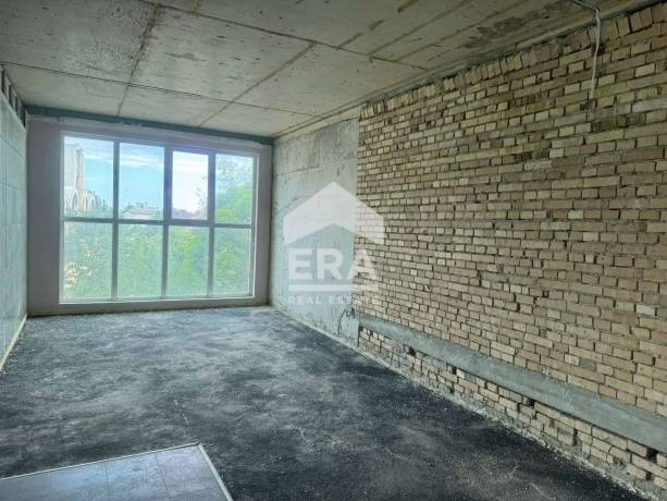 Бизнес имот за продажба в кв. Виница, Варна