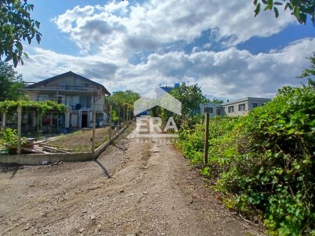 Парцел за продажба в м-т Прибой, Варна