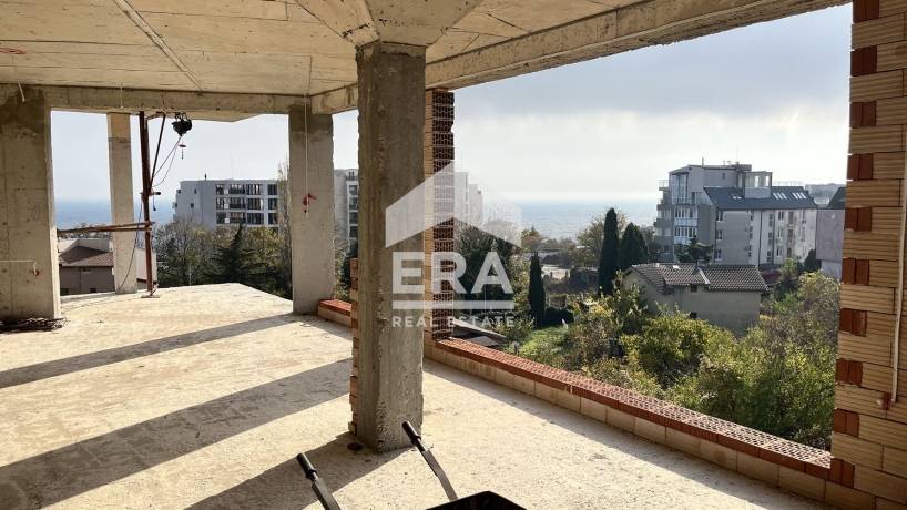 Тристаен апартамент за продажба в гр. Варна, област Варна