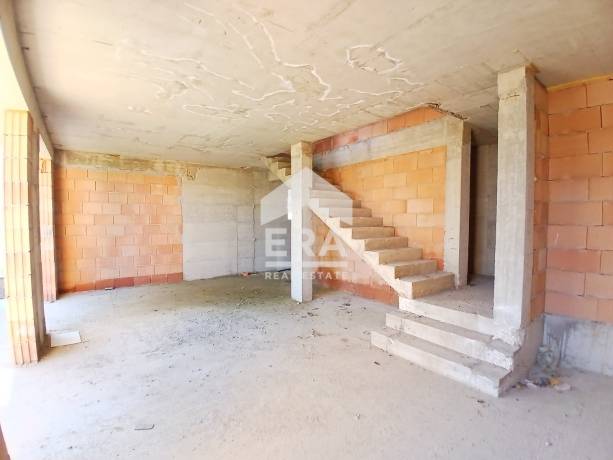 Къща за продажба в гр. Варна, област Варна