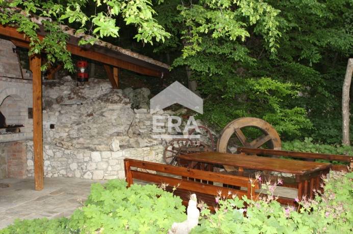 Бизнес имот за продажба в к.к. Златни пясъци, област Варна