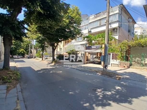 Бизнес имот за продажба в гр. Варна, област Варна
