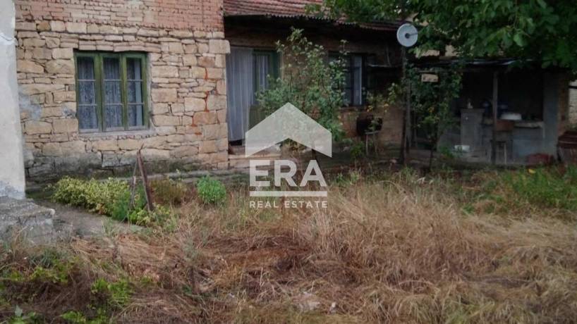 Къща за продажба в с. Ягнило, област Варна