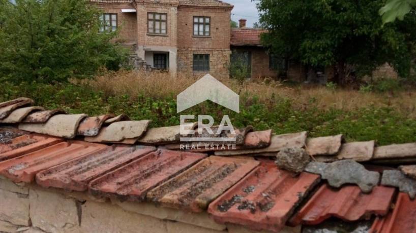 Къща за продажба в с. Ягнило, област Варна