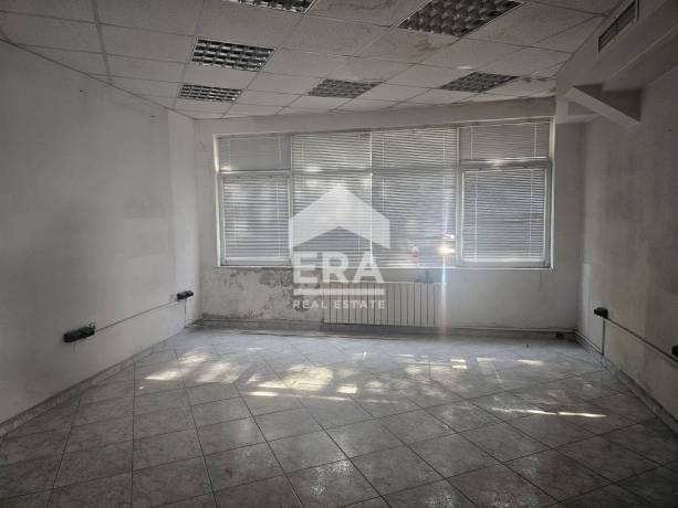 Бизнес имот под наем в гр. Варна, област Варна