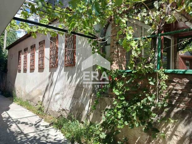Бизнес имот за продажба в гр. Варна, област Варна