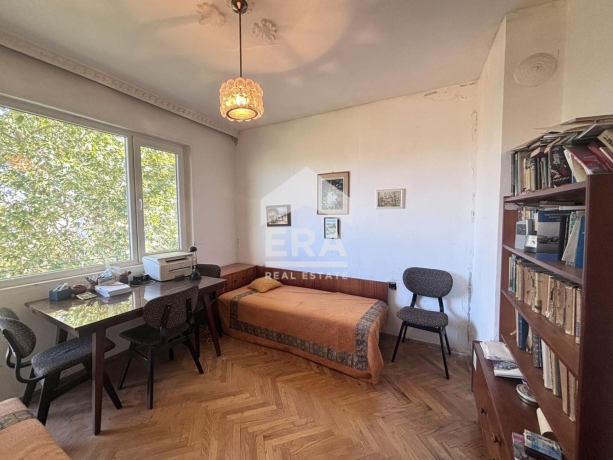 Четиристаен апартамент за продажба в кв. Аспарухово, Варна