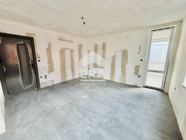 Четиристаен апартамент за продажба в кв. Гръцка махала, Варна