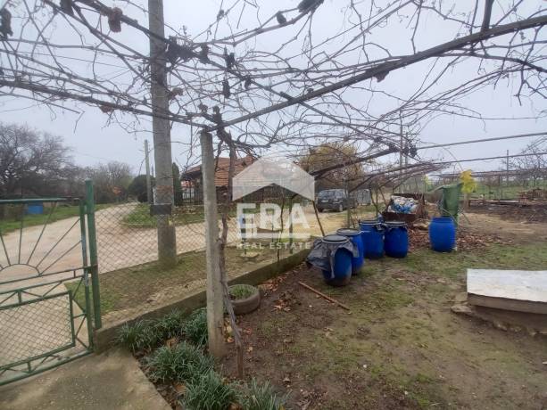 Къща за продажба в с. Дуранкулак, област Добрич